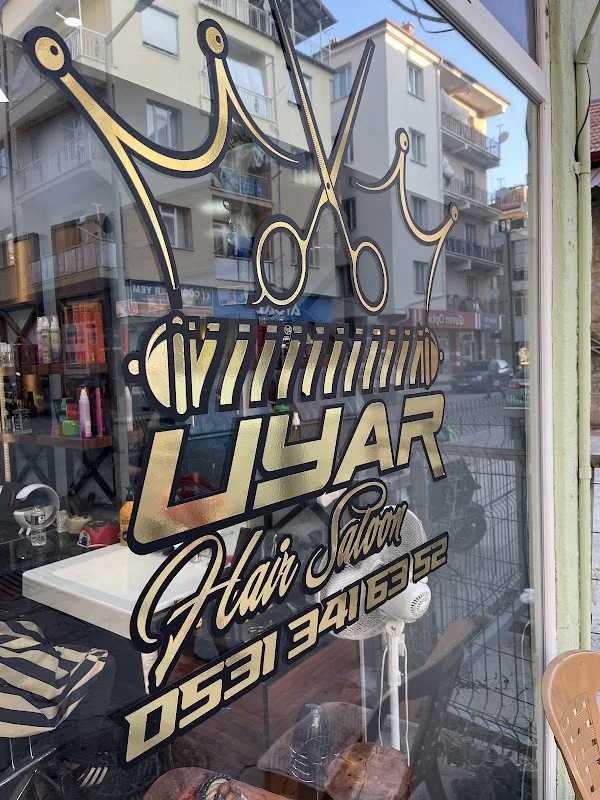 Uyar Hair Saloon - Erkek Kuaförü