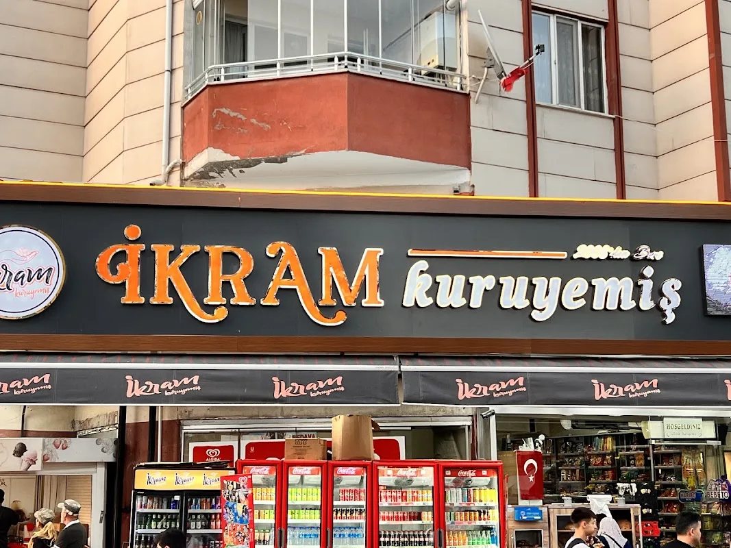 İkram Kuruyemiş