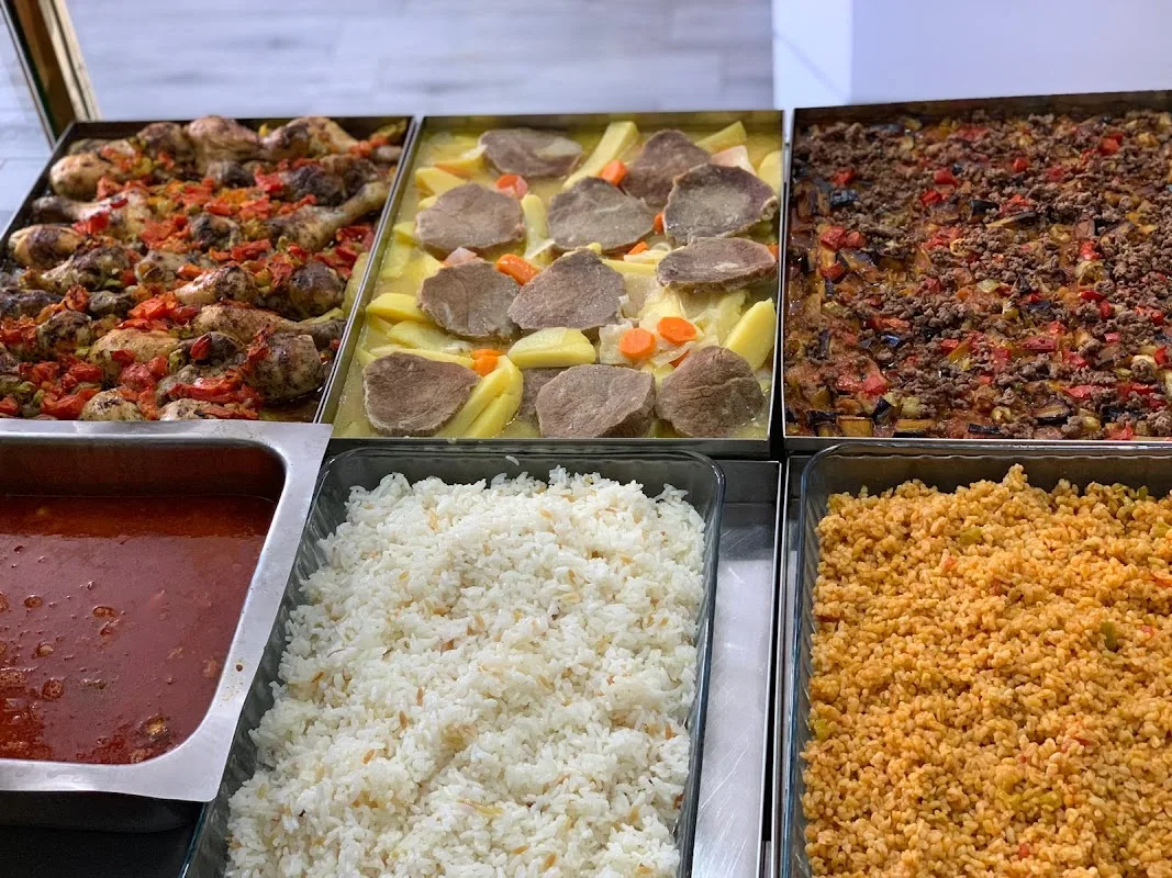 Adalı Köfte & Sulu Yemek Salonu