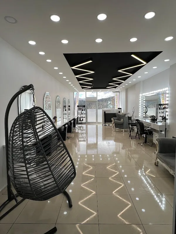 Saloon İhsan Hair Design