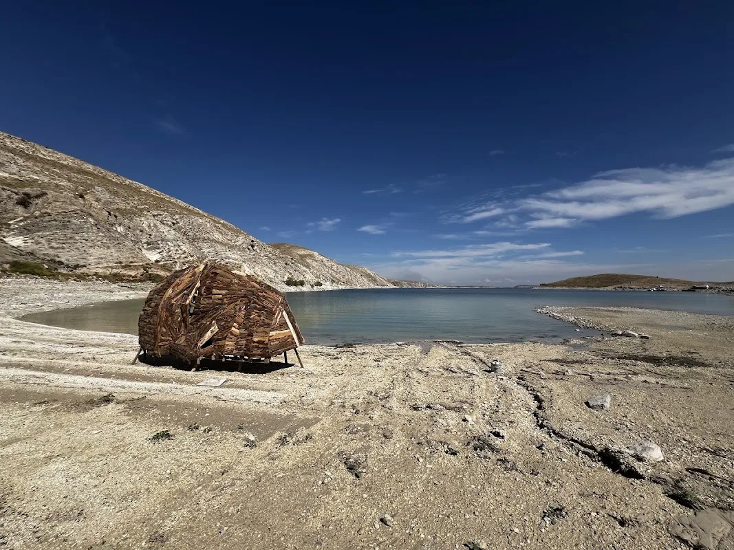 Lukianos Müze Adası
