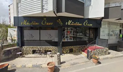 Müslüm Özer