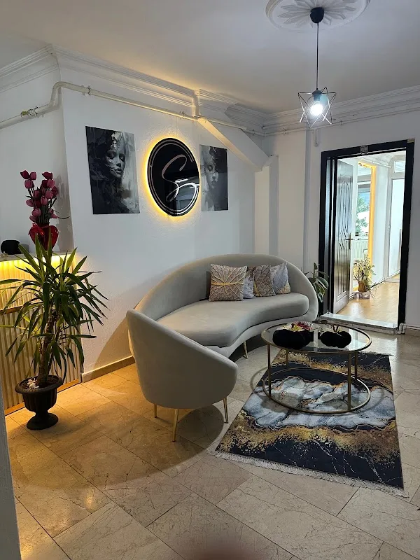 KUAFÖR SELMA COŞKUN GÜZELLİK SALONU