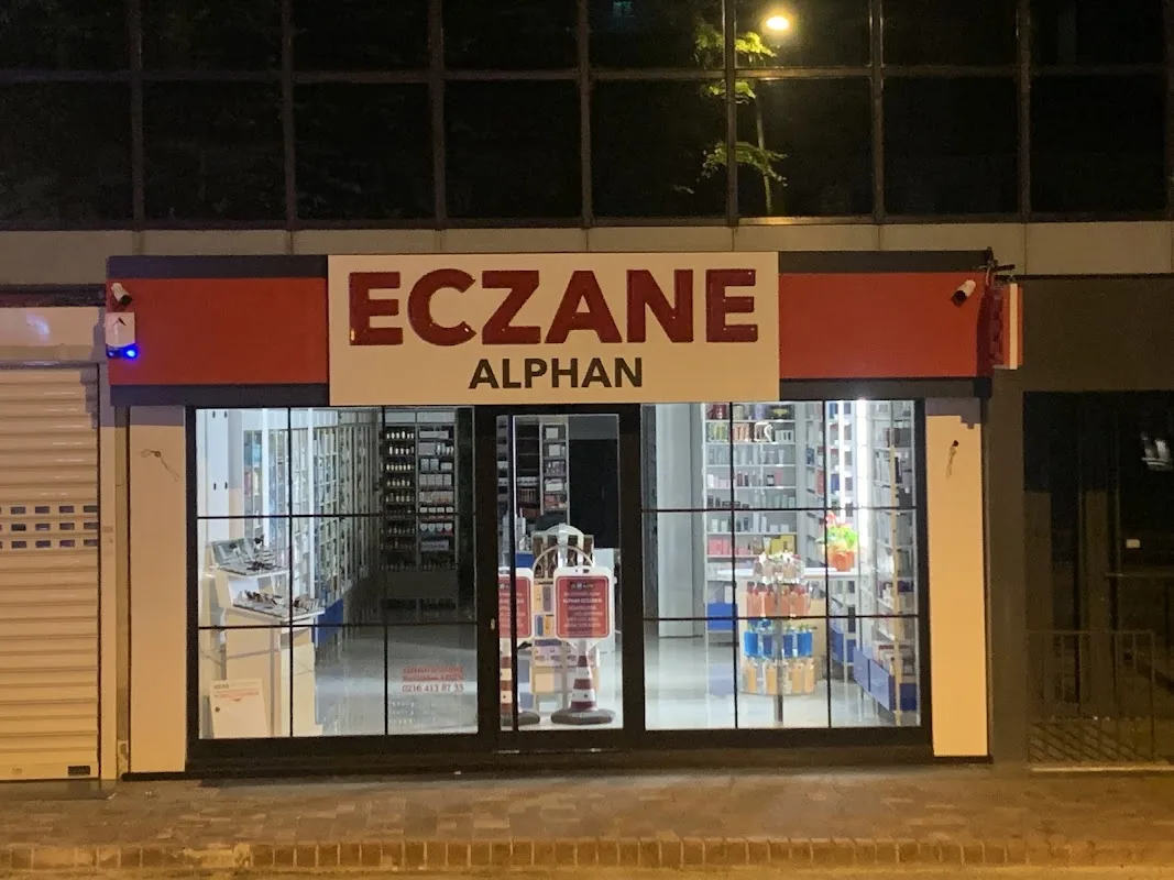 Alphan Eczanesi
