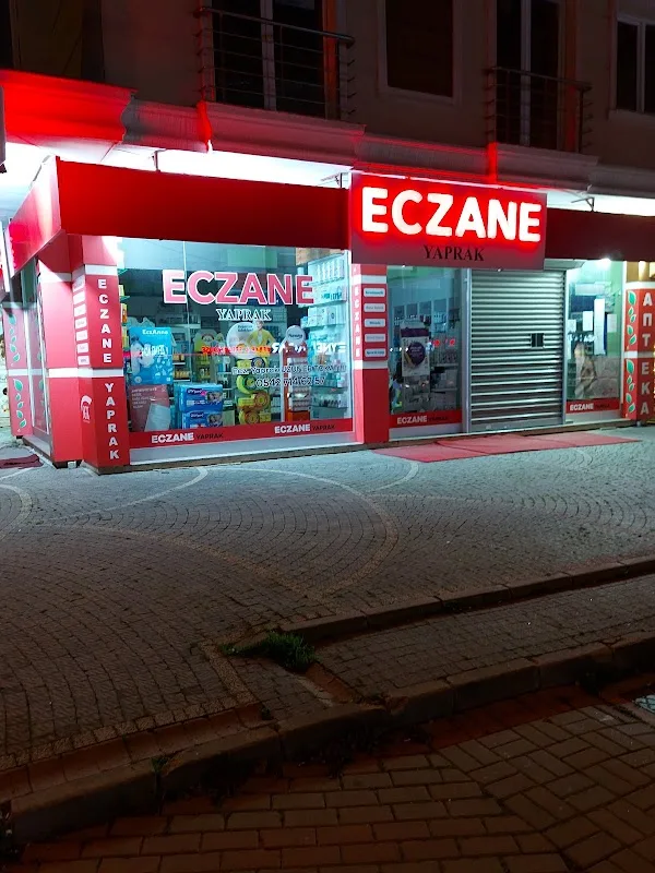 YAPRAK ECZANESİ