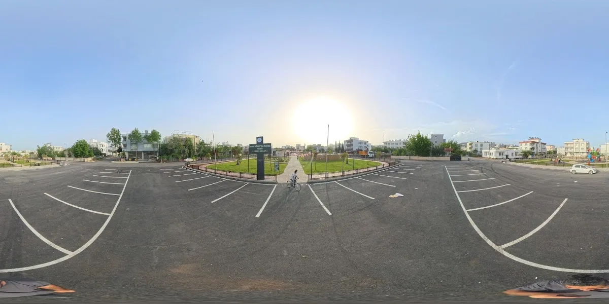 Otopark (by Erdal)