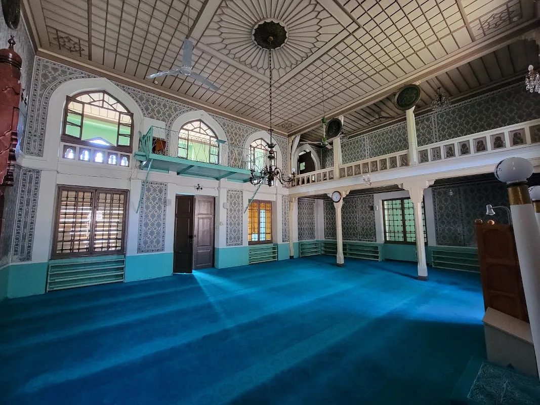 Kamer Hatun Camii