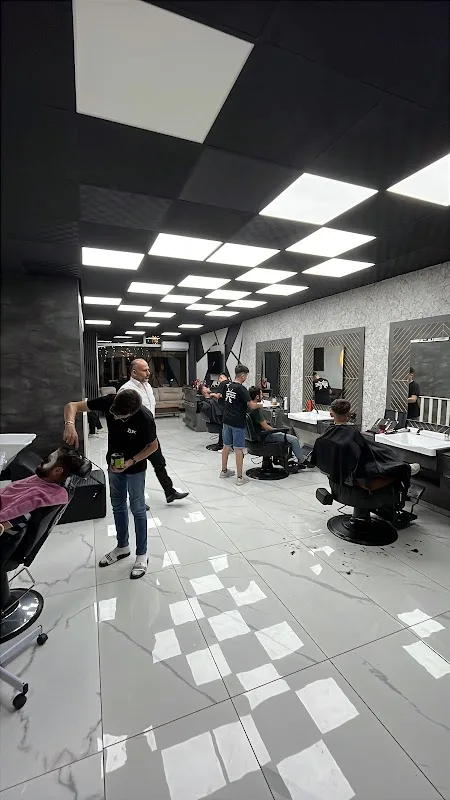 Burak KÖSE haircuts