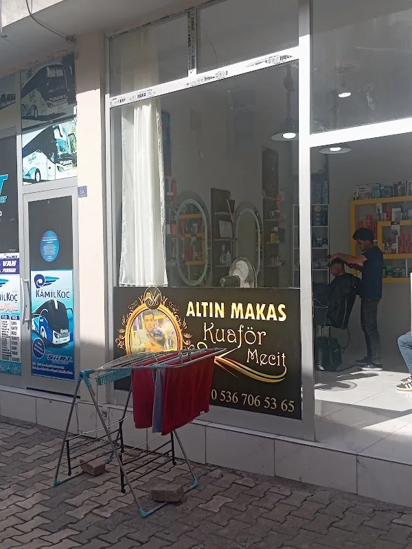 Altın makas kuaför salonu