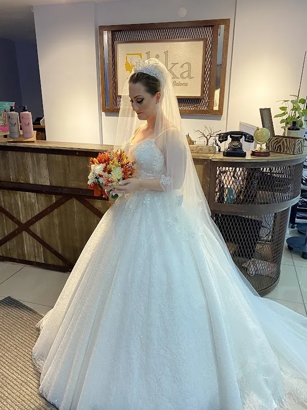 Elika Kuaför ve Güzellik Salonu