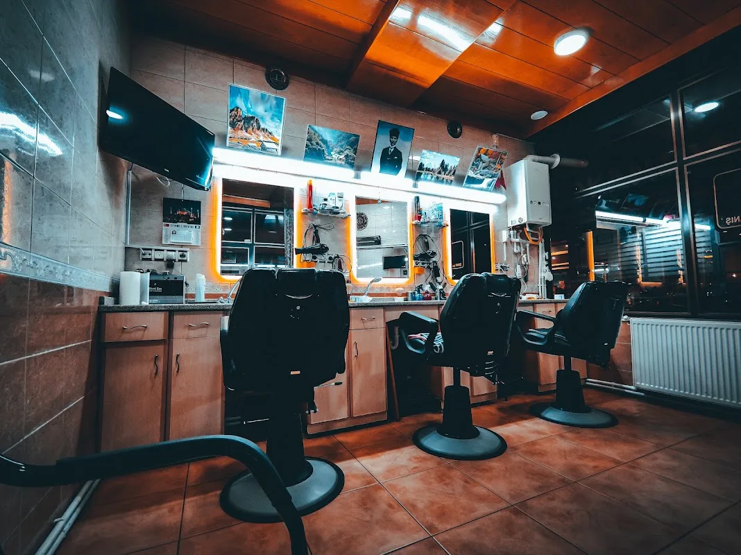 Gençlik Kuaför Salonu