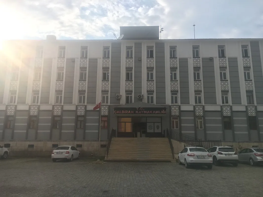 Çaldıran Kaymakamlığı