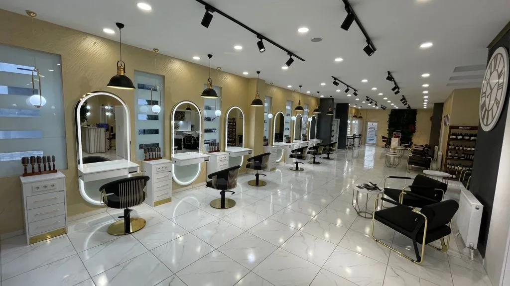 MOONY SALON