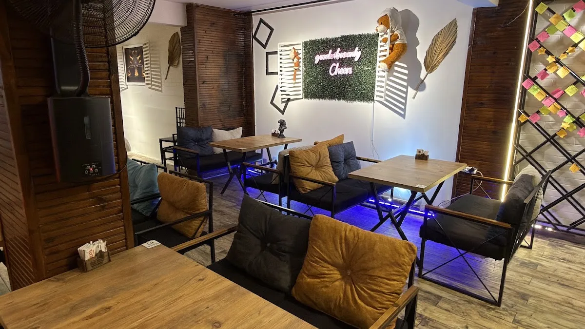Dinlenti Galata cafe