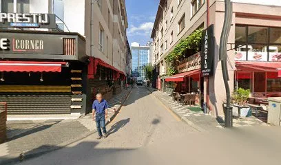 Elit Erkek Kuaförü