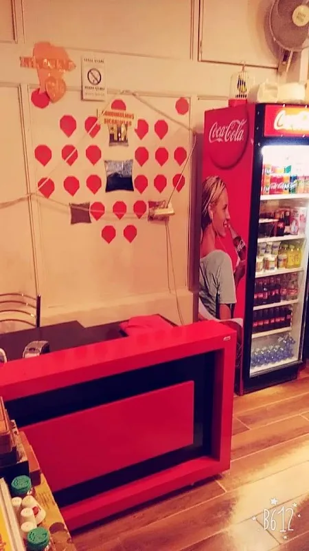 Kampüs miss sandviç cafe