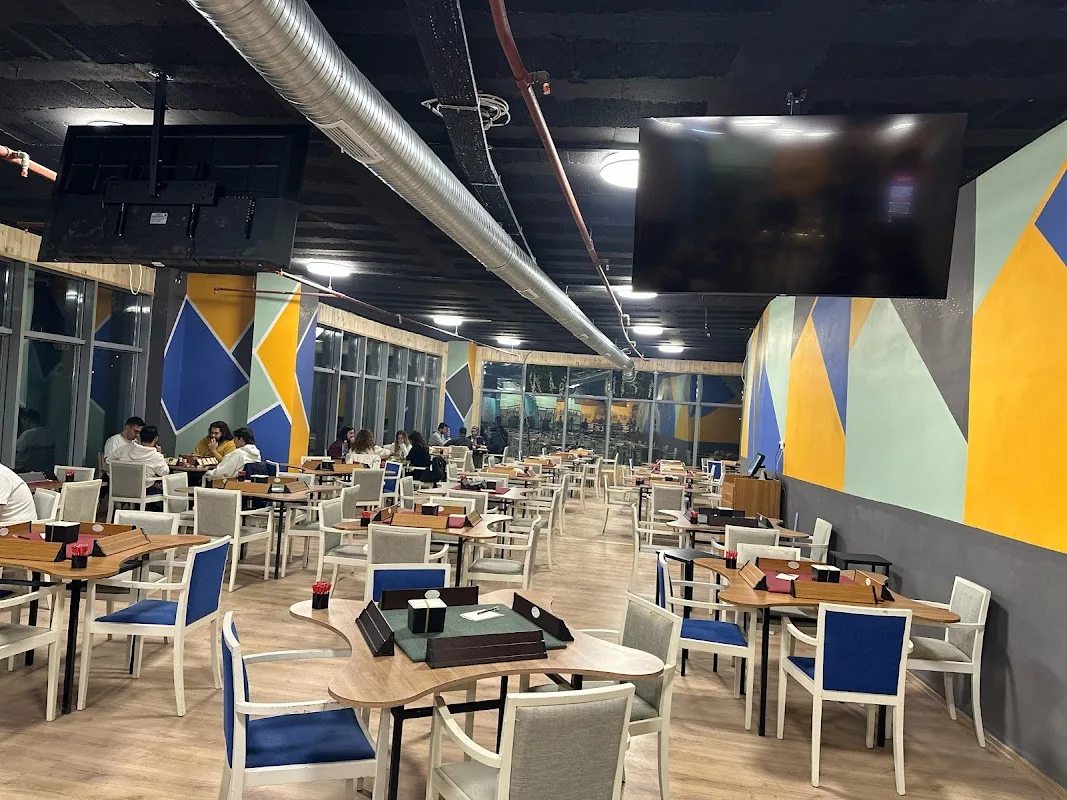 Demli Cafe Lounge