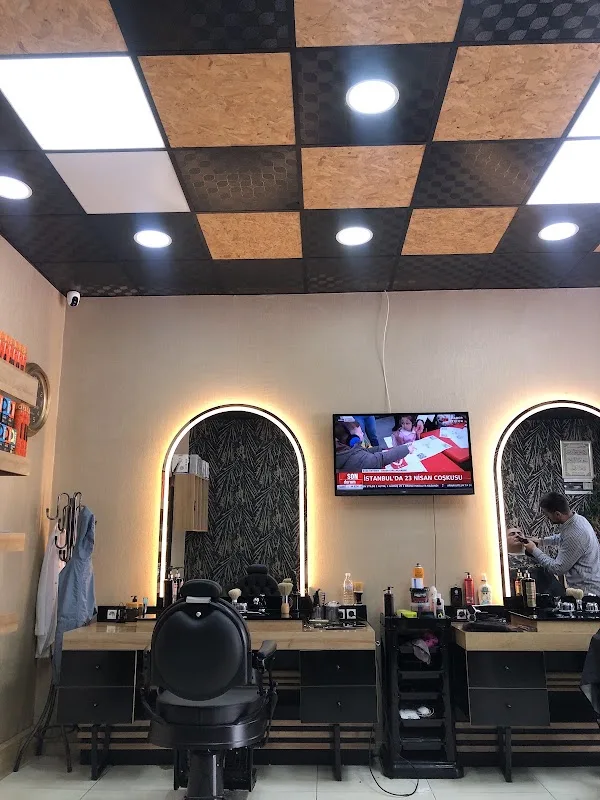 VEYSEL BAKIR BARBER’s CLUB