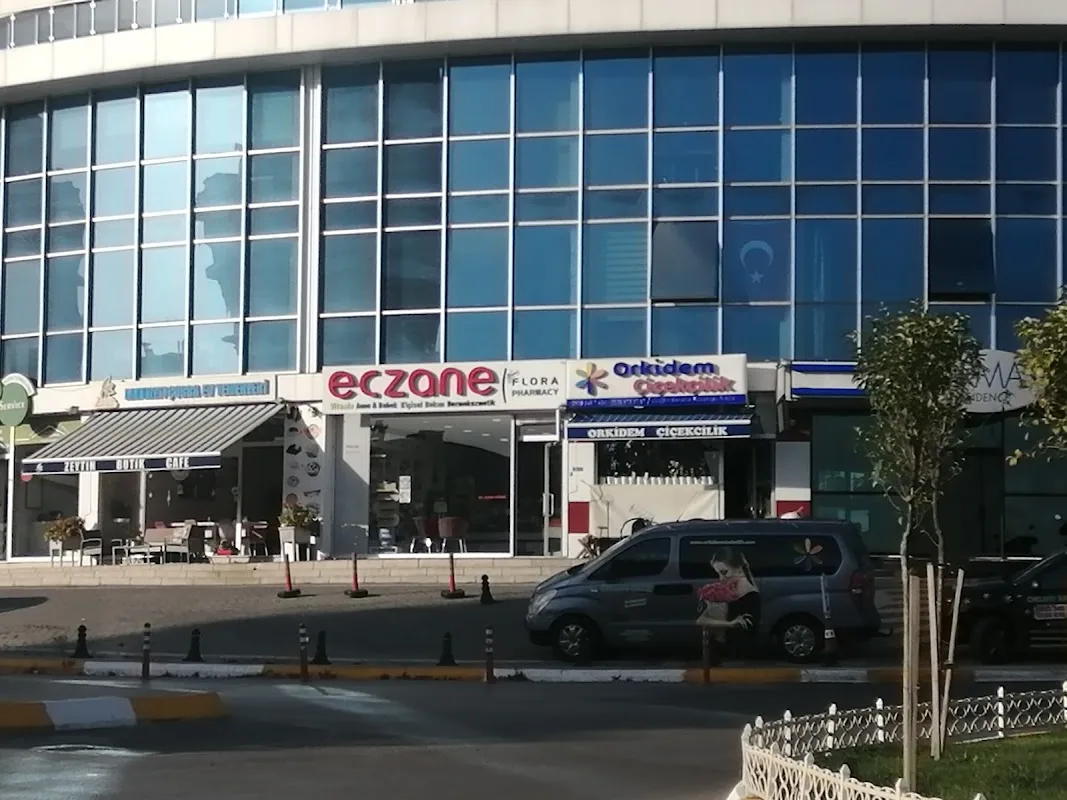 YENİ FLORA ECZANESİ