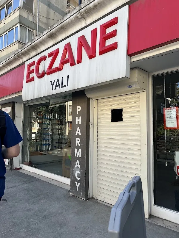 Yalı Eczanesi